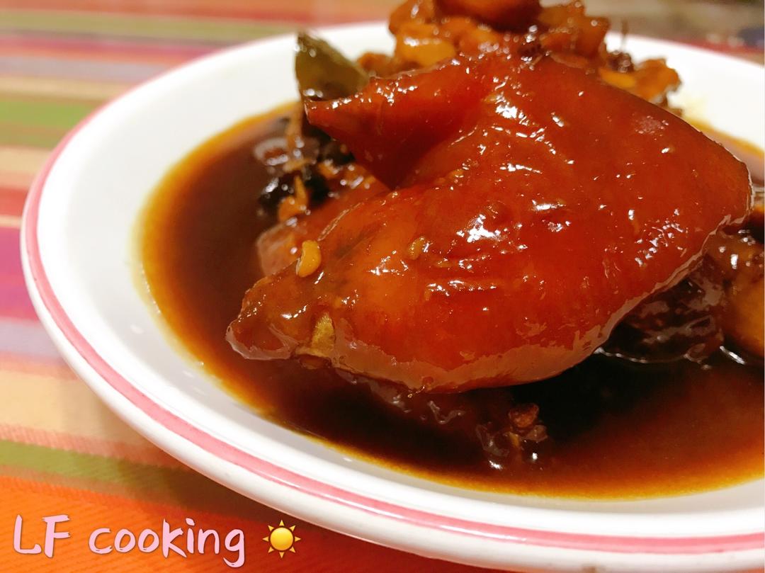 美味的家常菜：红烧猪蹄