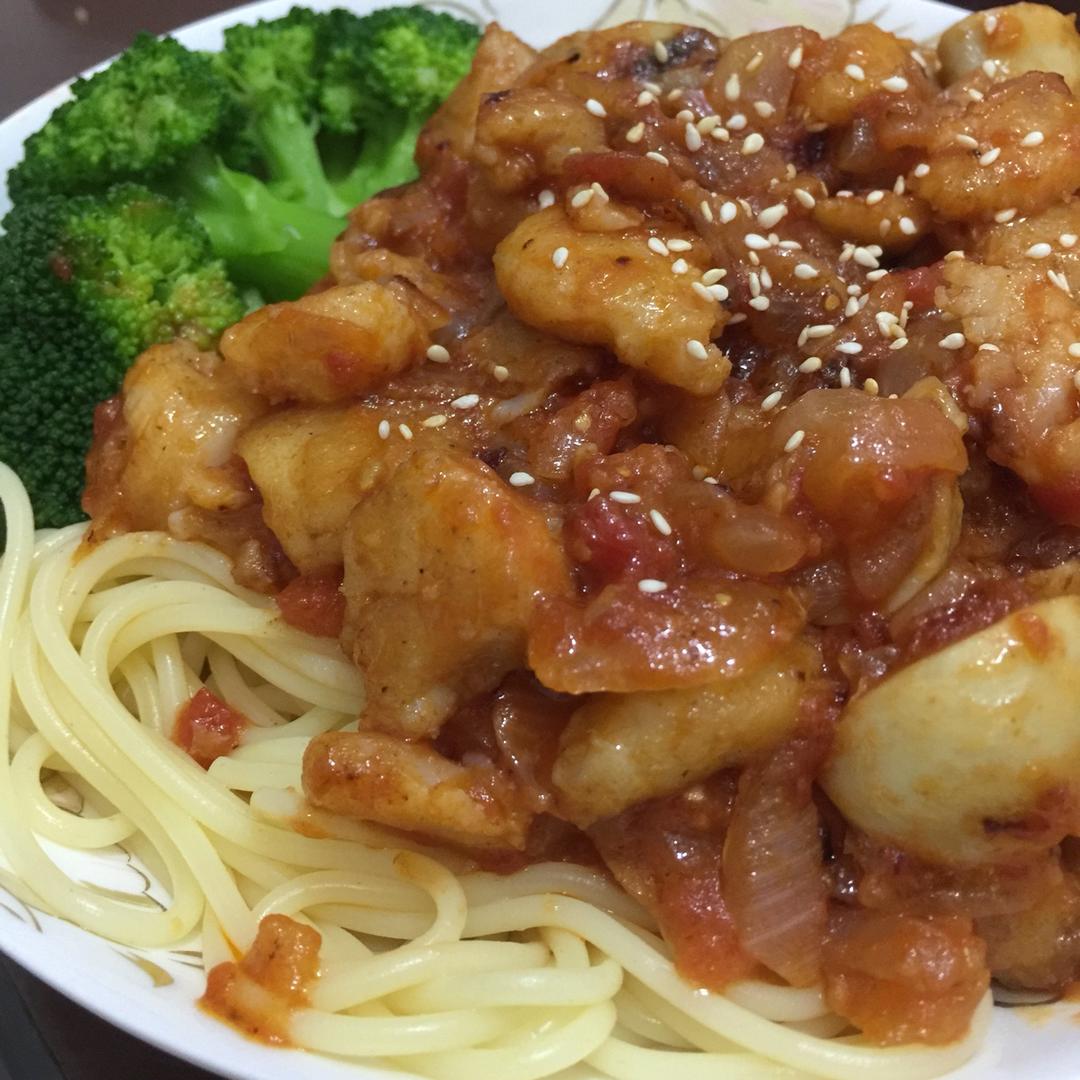 番茄肉酱意大利面