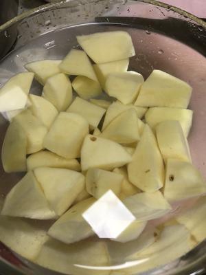 板鸭土豆煲的做法 步骤4