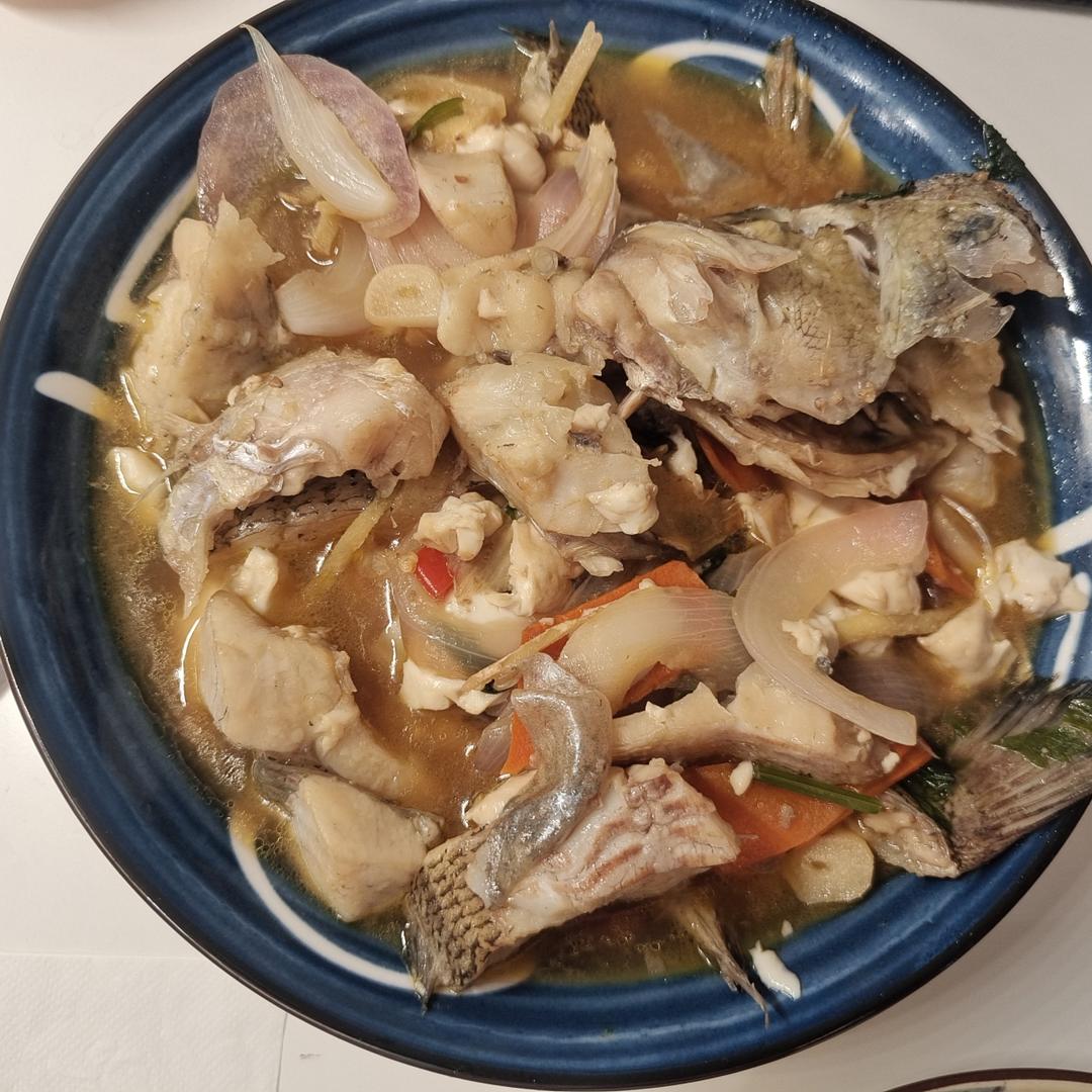 鲜嫩豆腐鲈鱼煲
