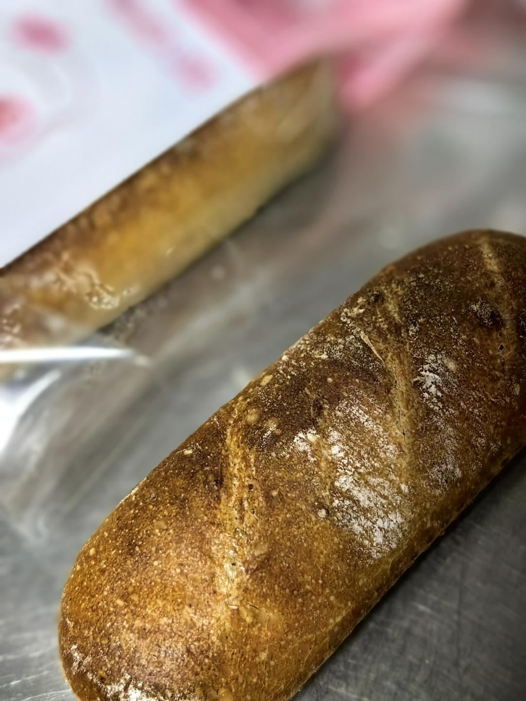 香脆健康的全麦法棍Whole Wheat Baguette