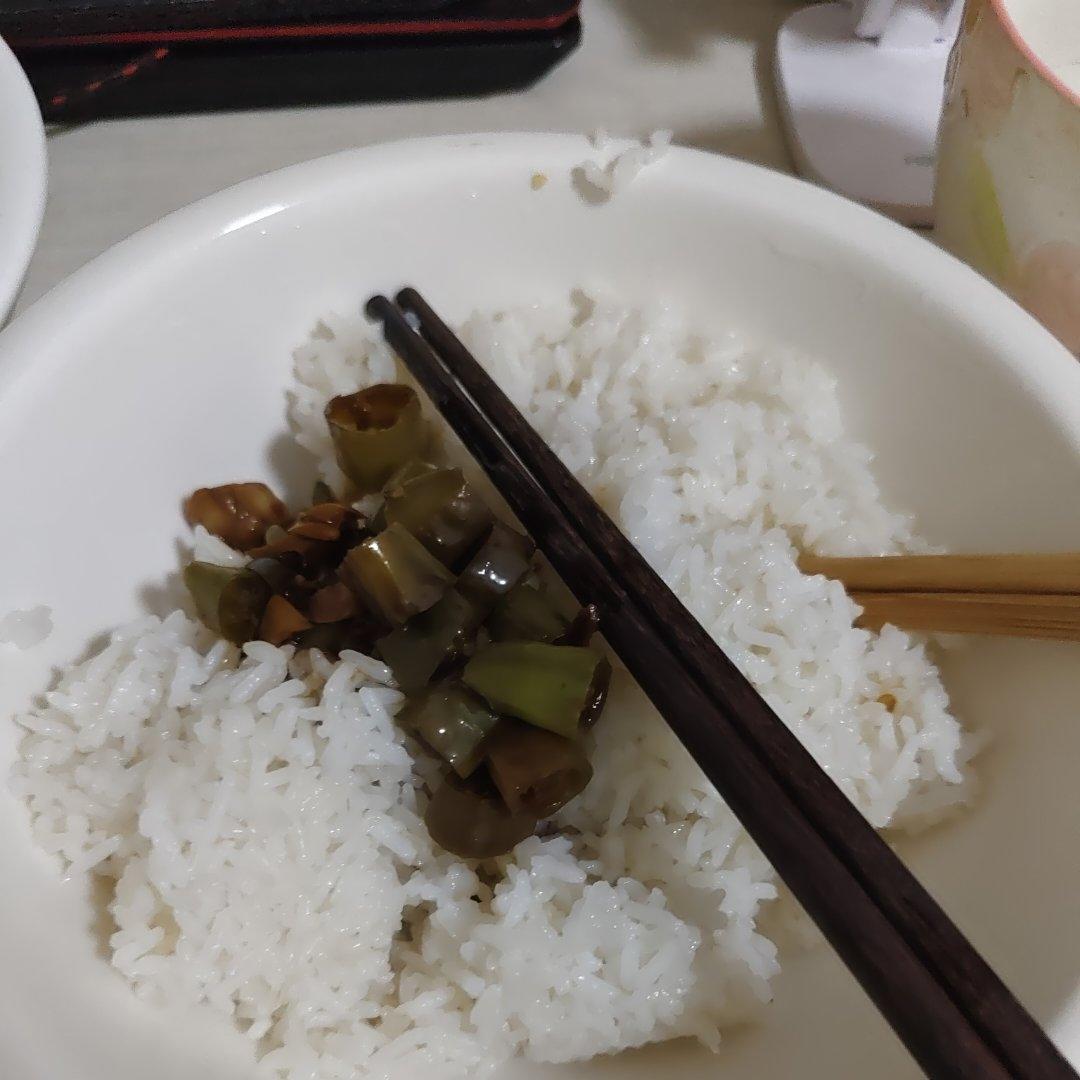 酱油辣椒圈让我们都沦为干饭人