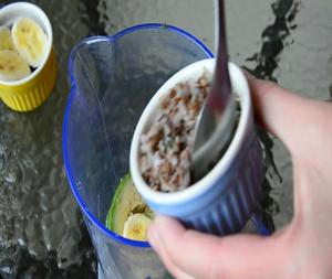 牛油果燕麦香蕉酸奶【减肥也要吃得好】的做法 步骤3