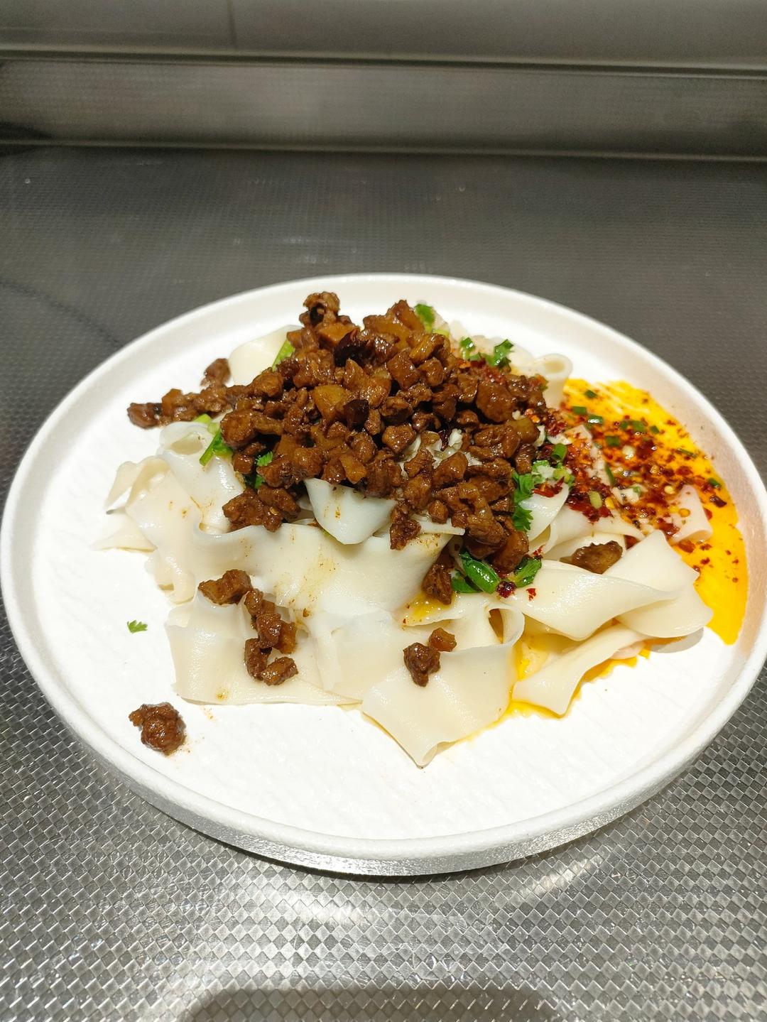陕西美食｜裤带面---又名BiangBiang面