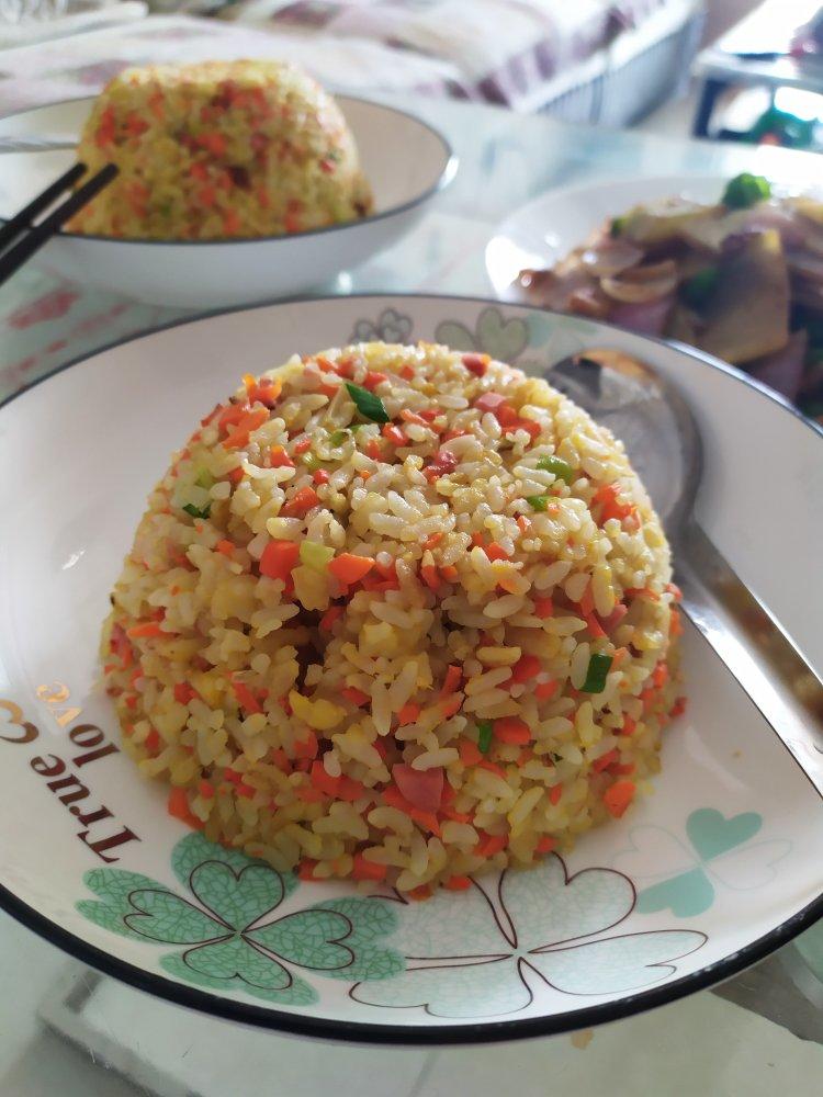 黄金火腿蛋炒饭
