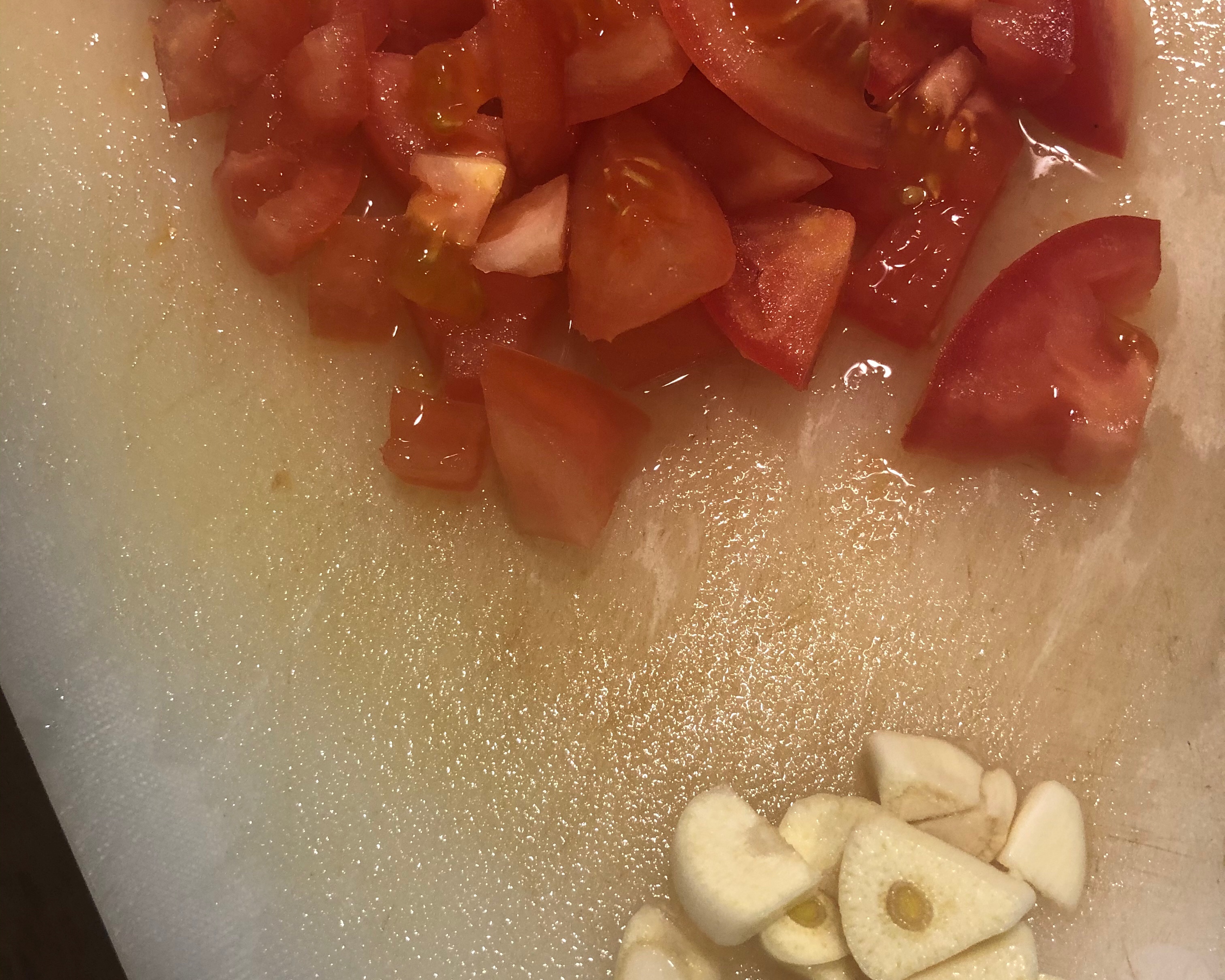 无油低脂酸辣番茄金针菇的做法 步骤2