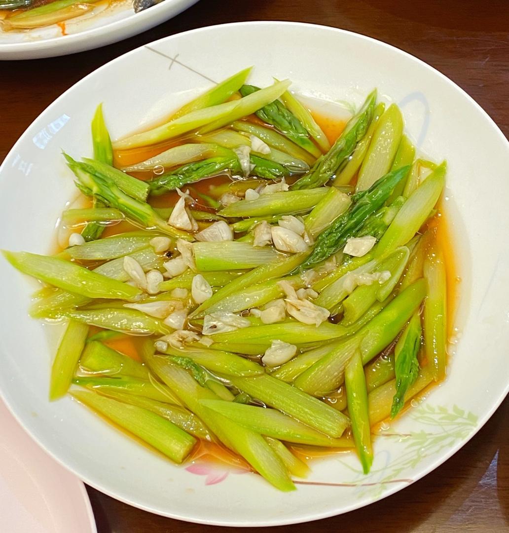 鲜味油淋芦笋