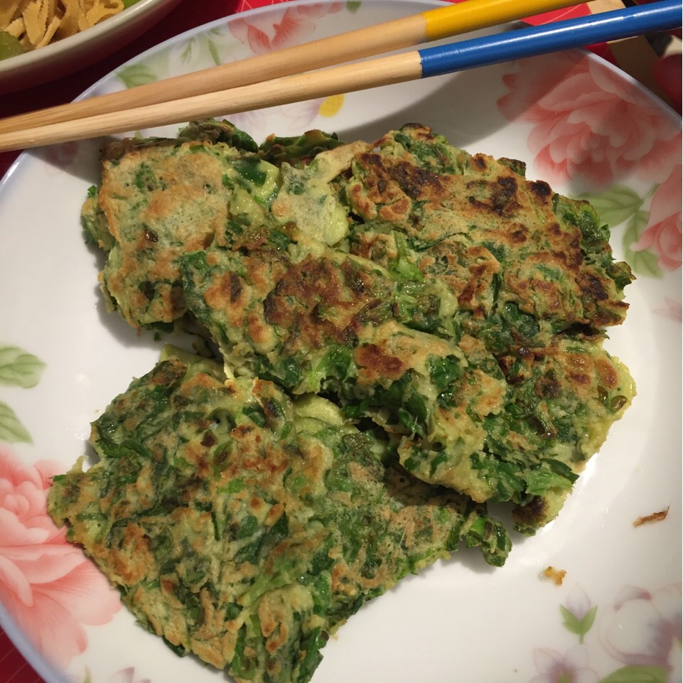 芹菜鸡蛋饼