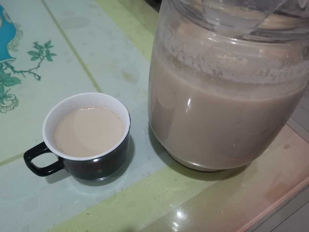 焦糖奶茶☕自煮一次成功！觉得很好喝😊的做法 步骤11