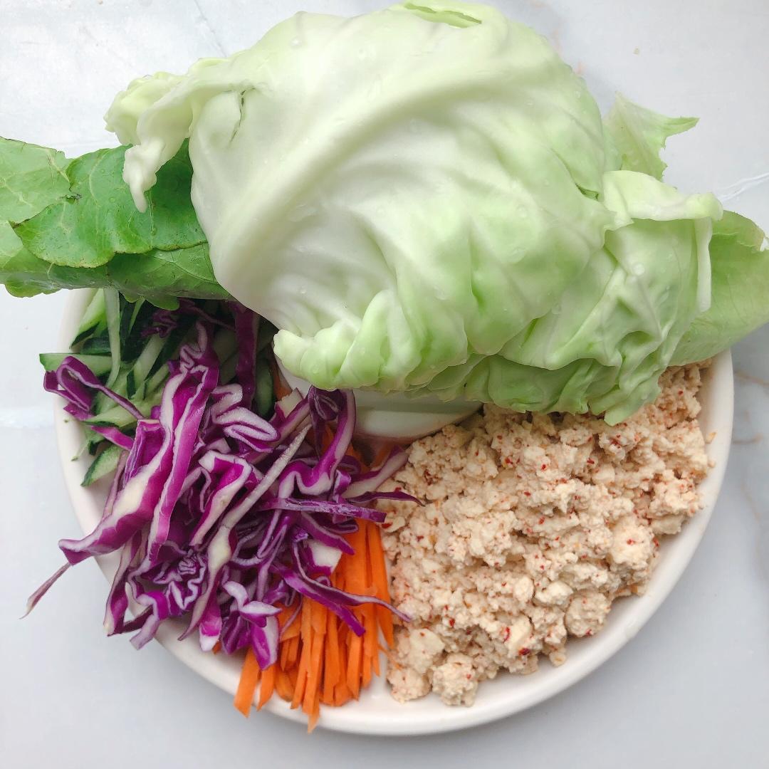 减脂餐｜生菜卷豆腐