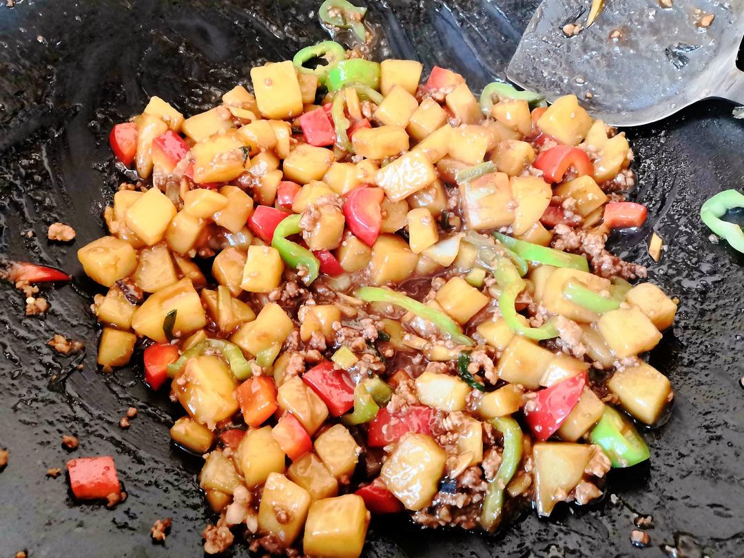 ㊙️香菇土豆肉沫拌饭❗️比外卖还好吃