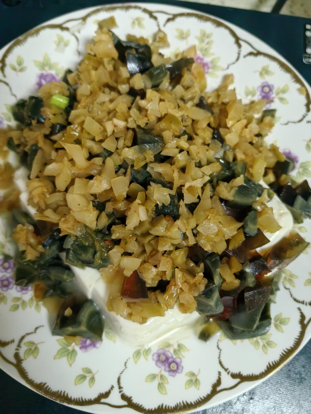 【最佳CP～】凉拌皮蛋豆腐✨