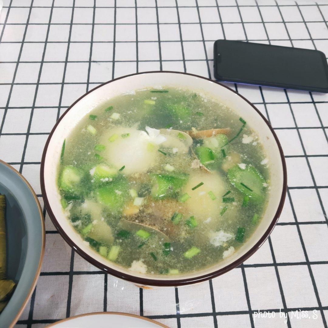 鲜掉眉毛的丝瓜蛤蜊汤