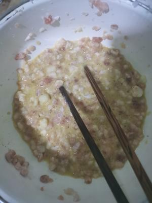 超级好吃的家常菜【莲藕肉丸】的做法 步骤1