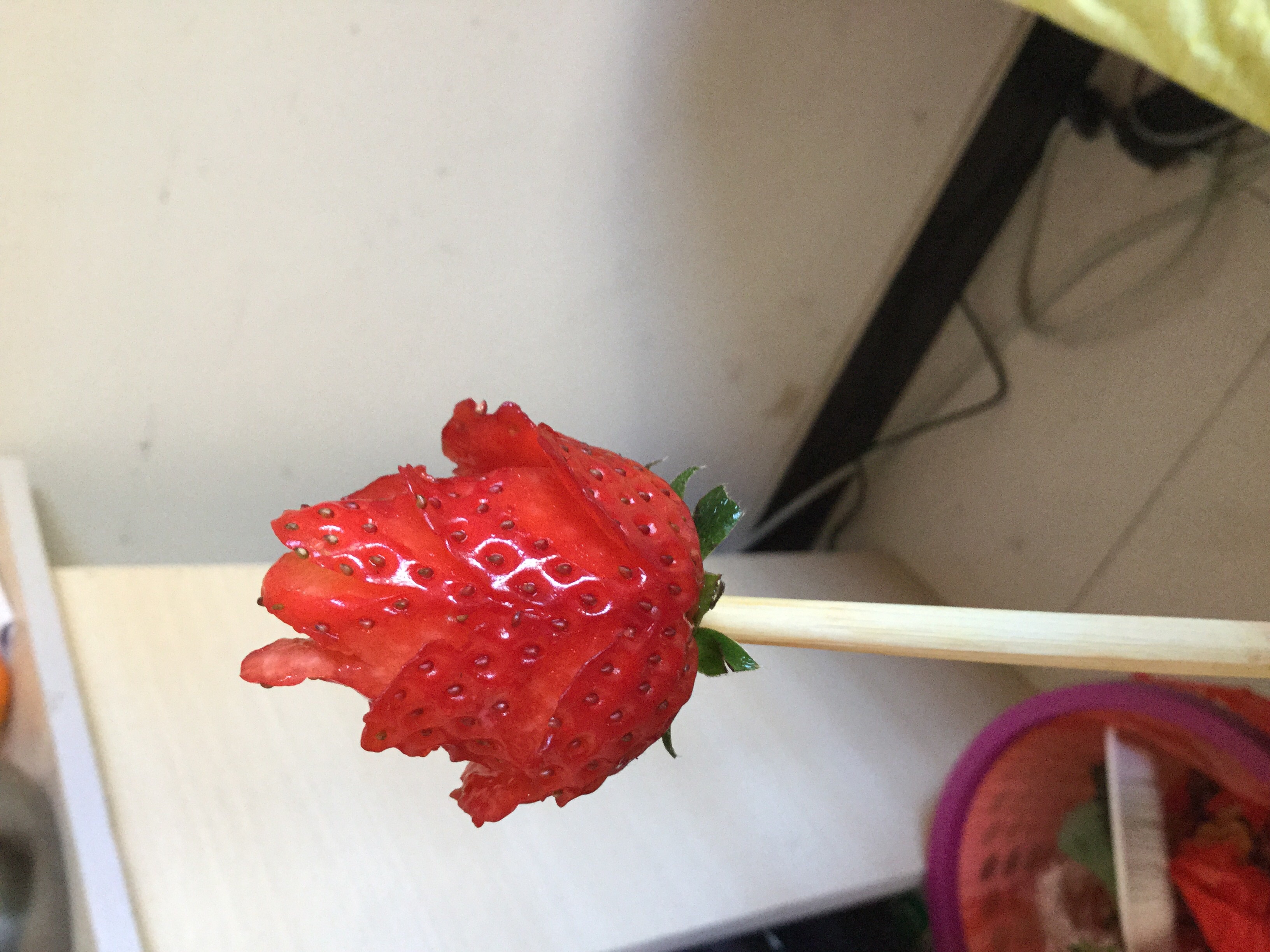 草莓玫瑰花