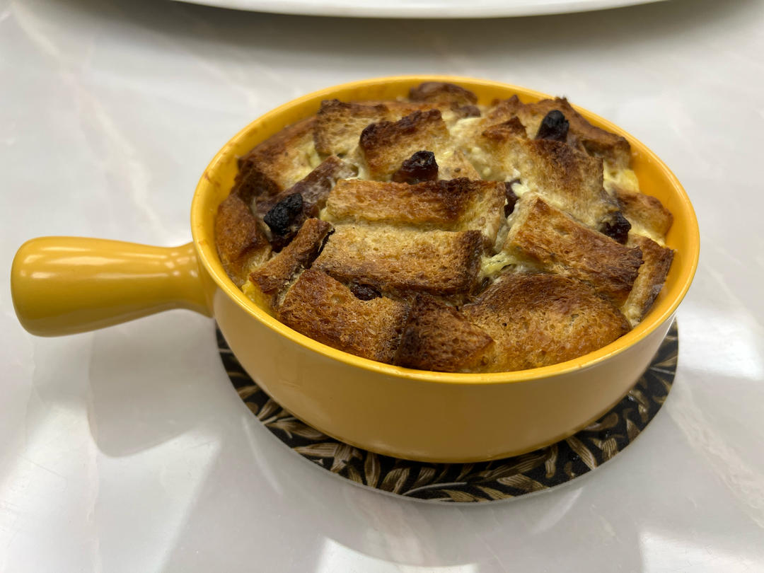 很少有人会不喜欢的面包布丁