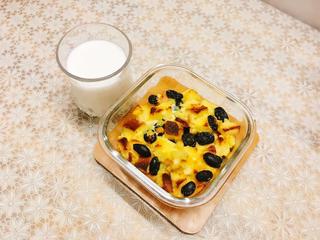 牛奶吐司鸡蛋布丁（失败吐司的归处）