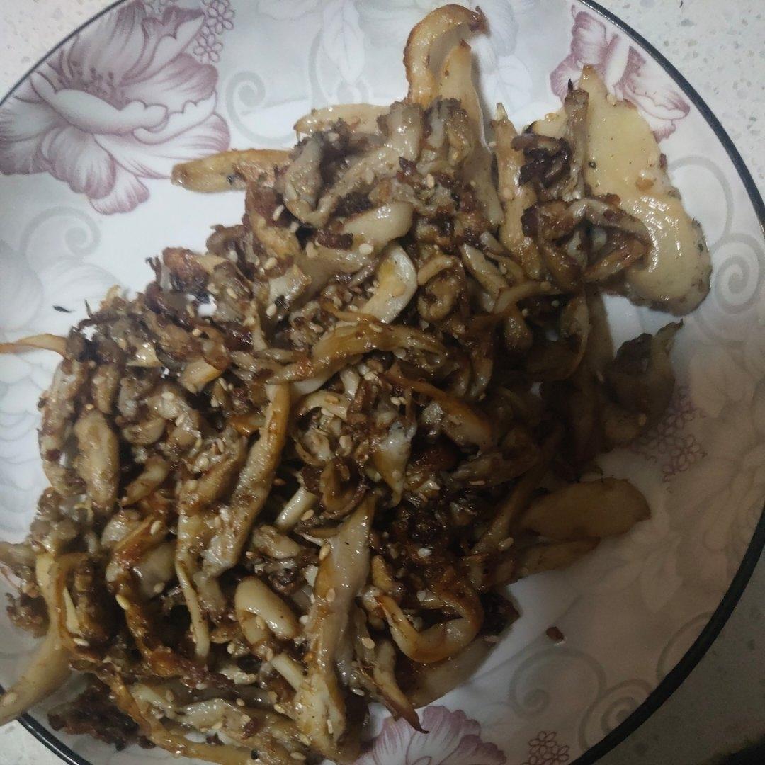 干煸平菇（有肉的味道）