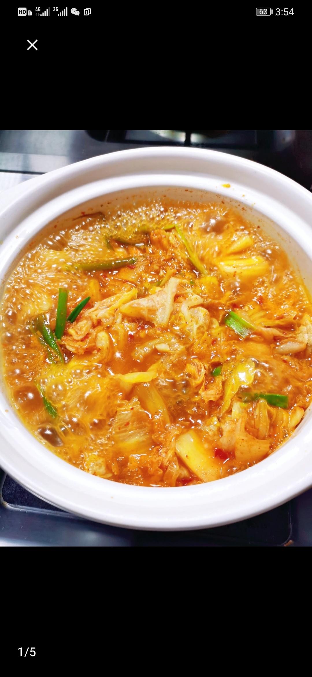 泡菜排骨锅的做法