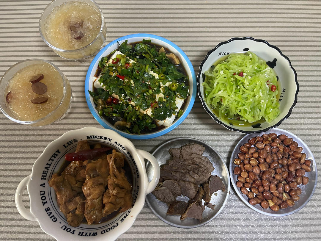 好吃爽口的皮蛋豆腐