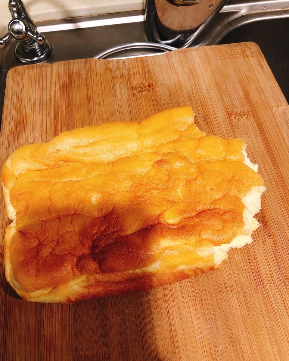 材料最简单的【低卡蛋糕卷】卡仕达戚风卷