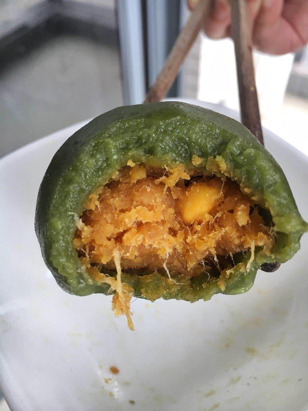 香糯可口的青团