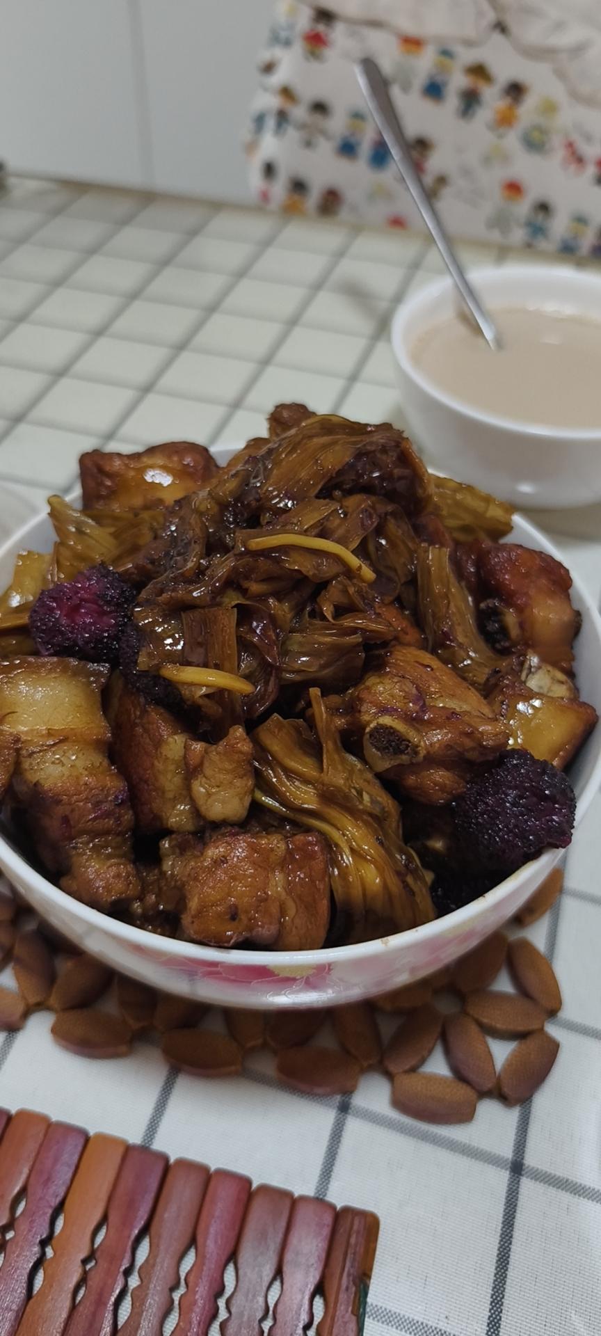 杨梅烧排骨