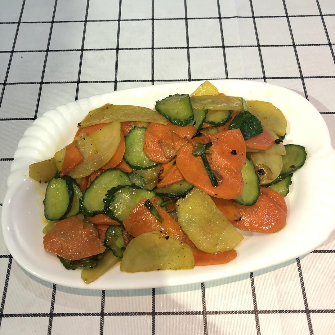 素炒胡萝卜土豆黄瓜的做法