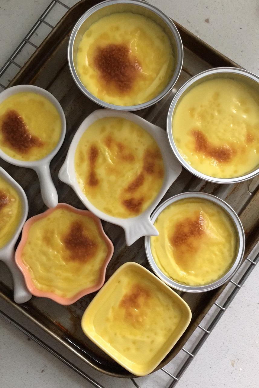 墨墨阿娘做的超简单法式焦糖布丁