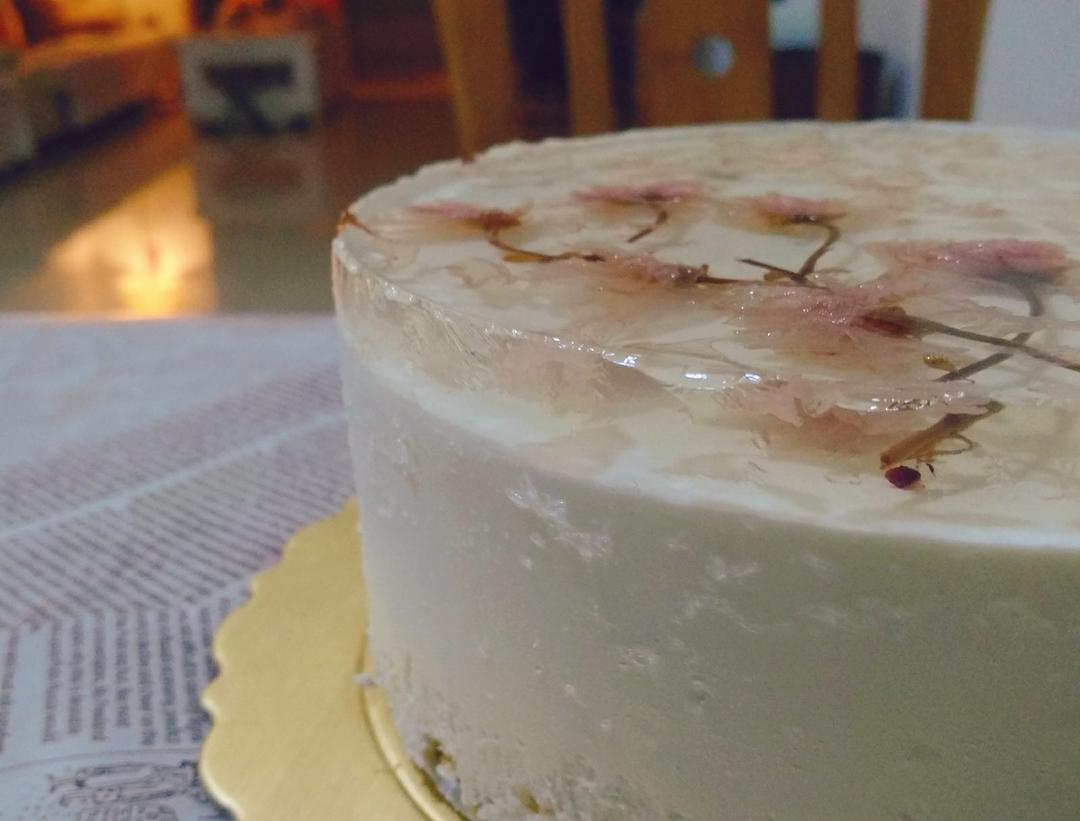 颜值爆表的樱花慕斯。（6寸圆模）