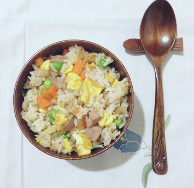 胡萝卜蛋炒饭