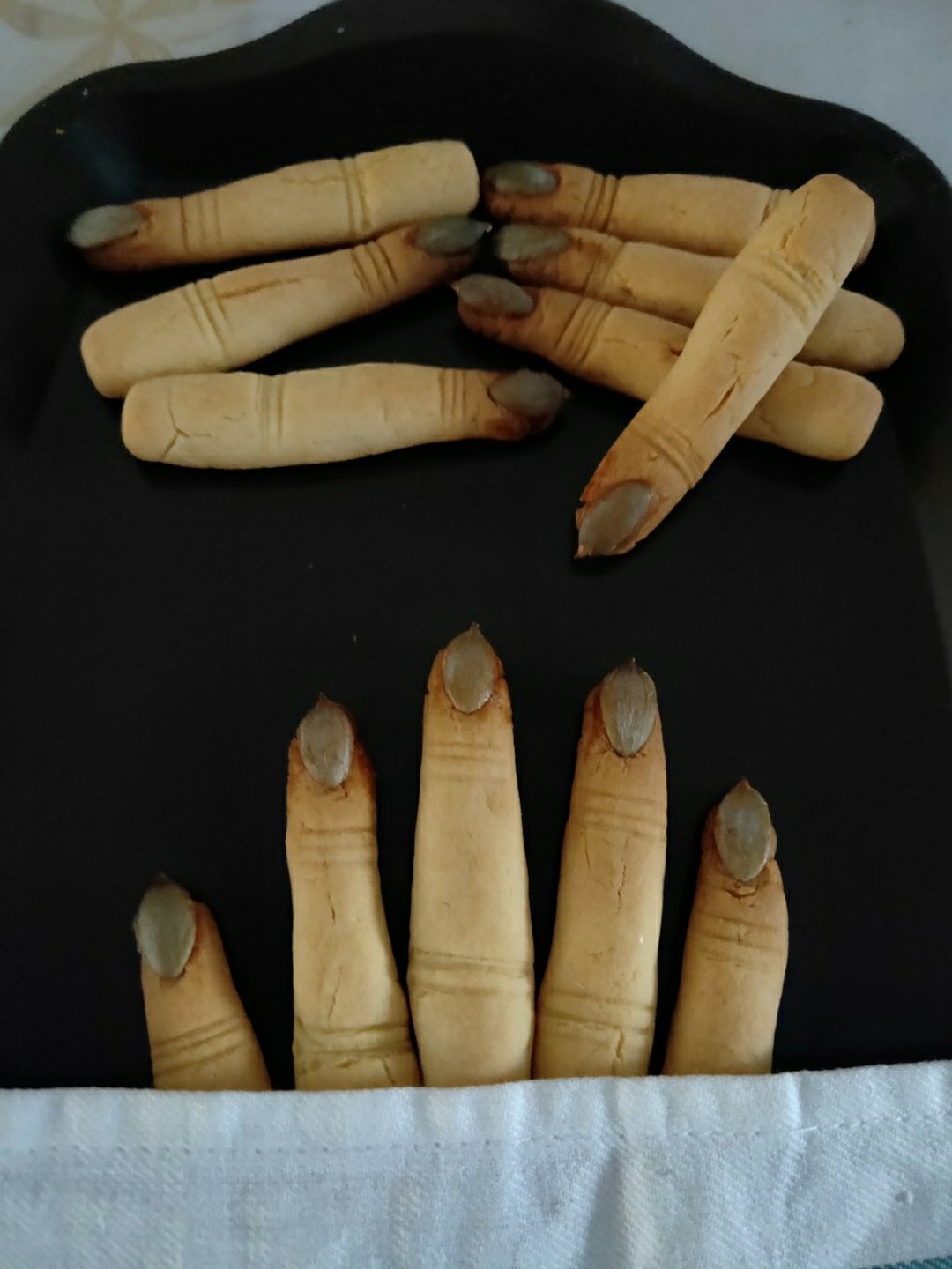 女巫手指饼干