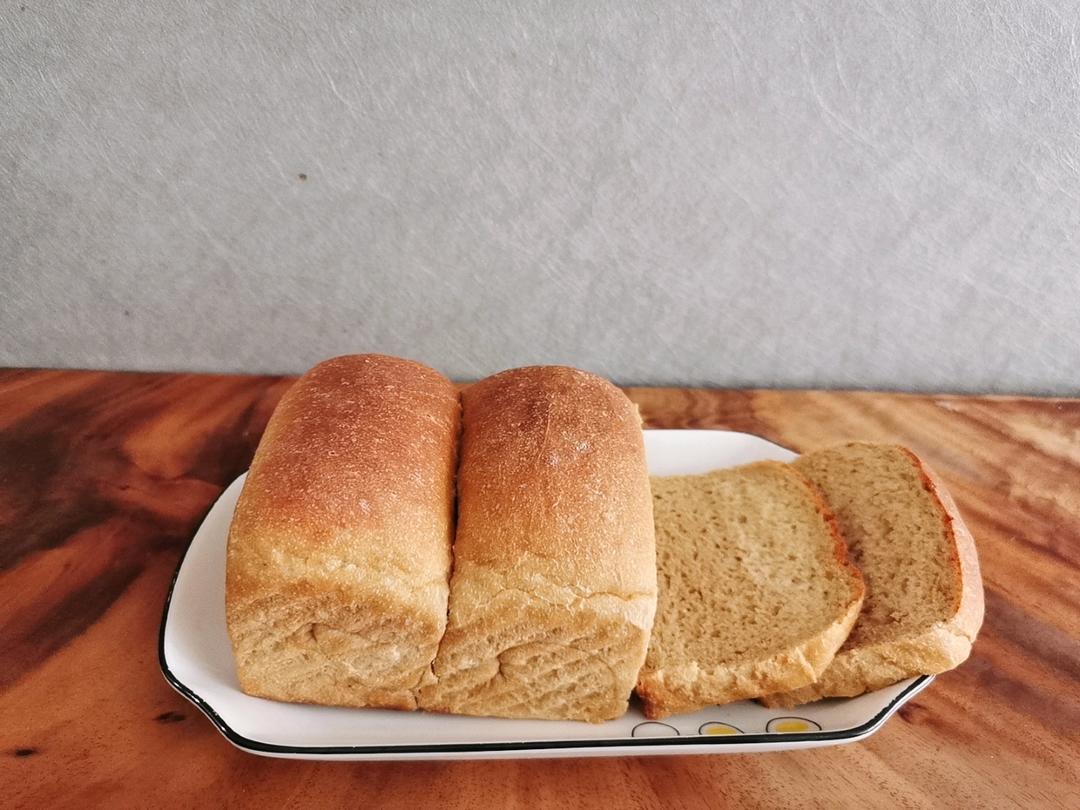 100%全麦吐司（无糖无油）