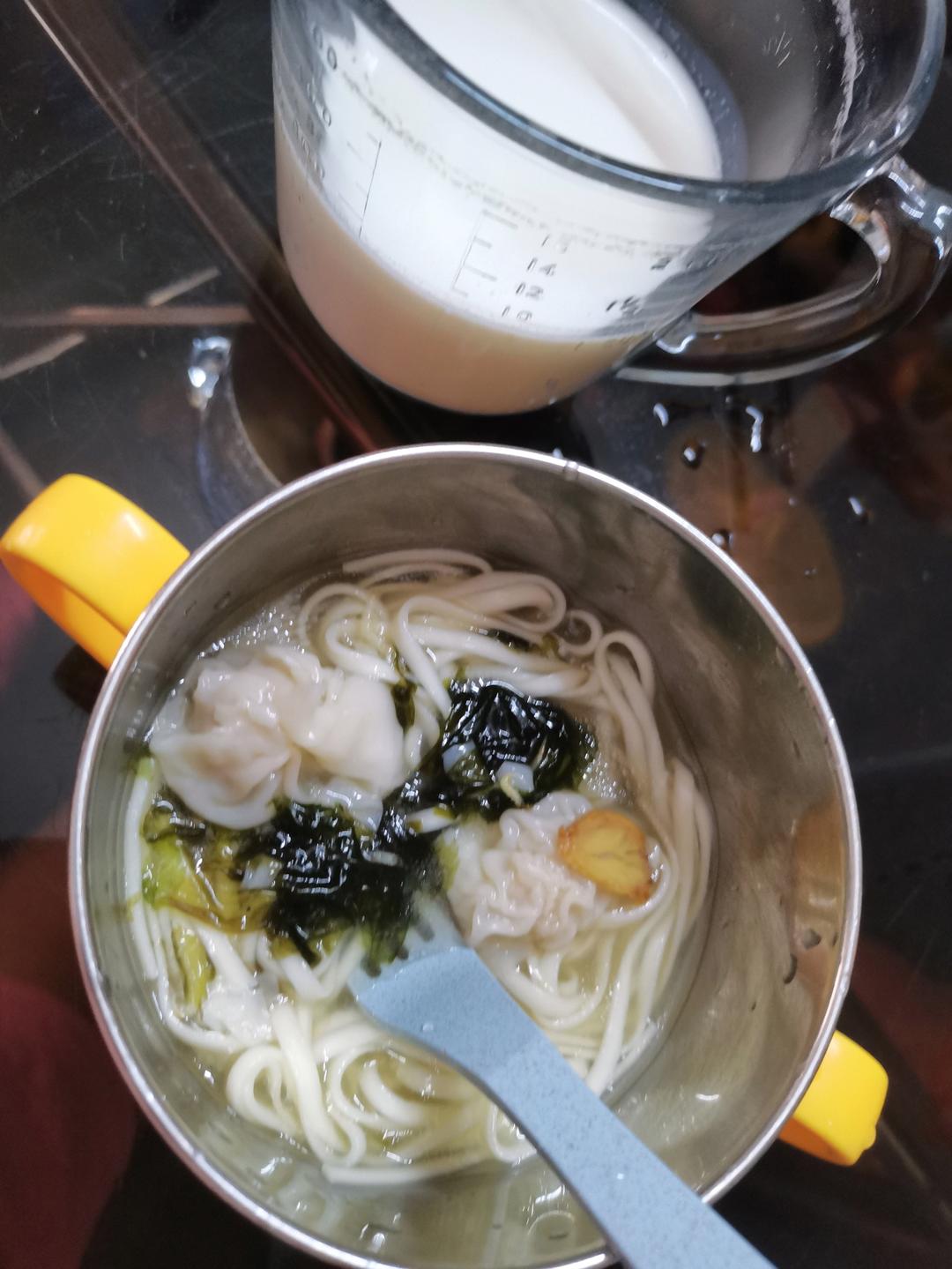 大兰的早餐桌