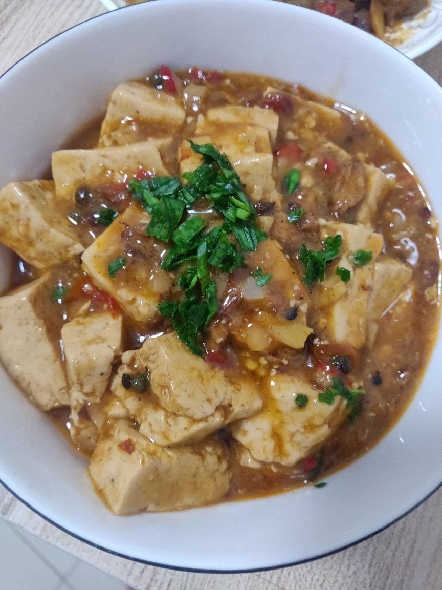 厨师长教你：“麻婆豆腐”的正宗做法，麻香味十足