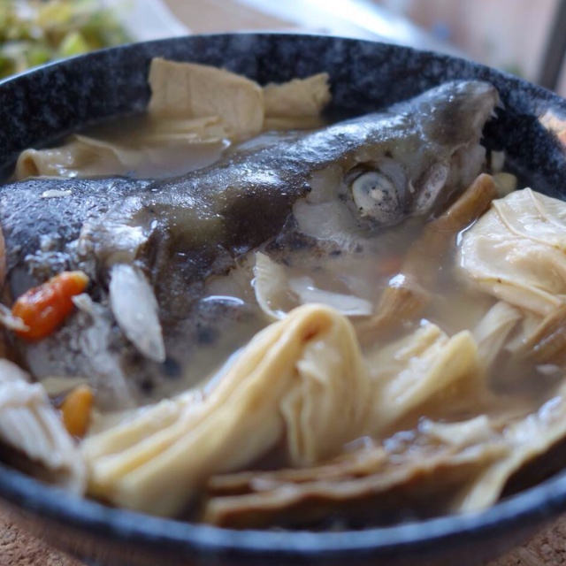 三文鱼头豆腐汤