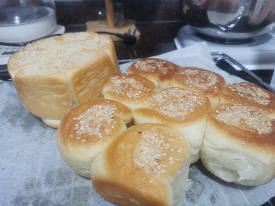 奶油蜂蜜小面包