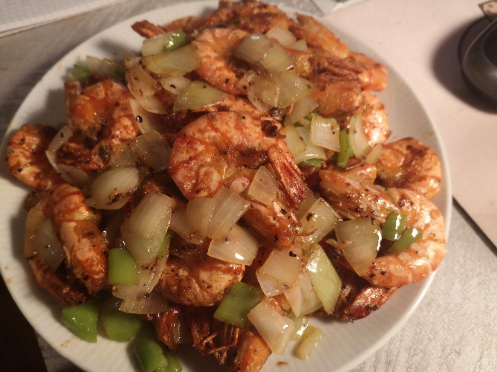 🔥好吃到连壳都舍不得吐的椒盐虾❗️