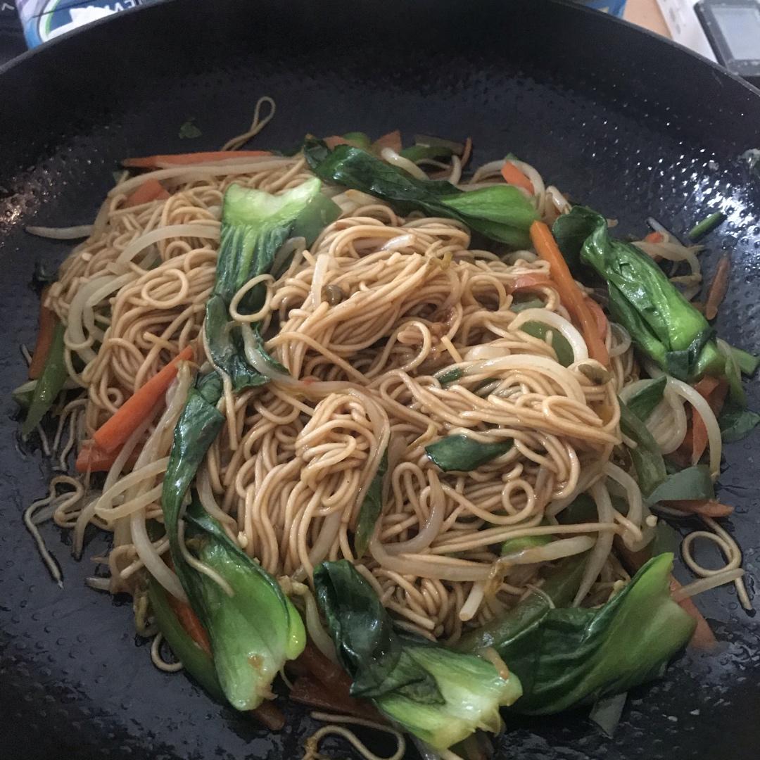 蔬菜炒面