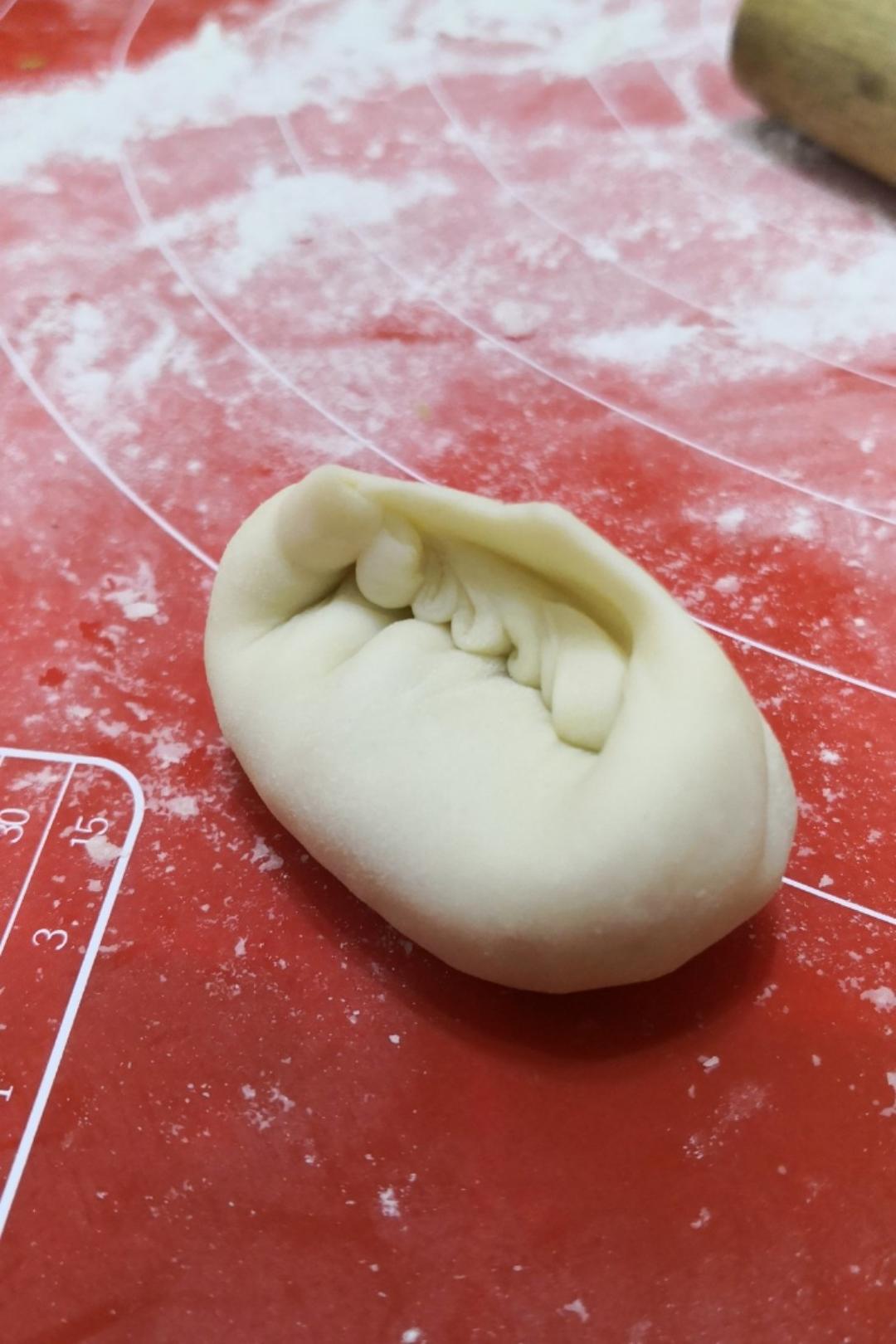 翡翠白玉白菜饺子详细版（附翡翠白玉白菜饺子包法，翡翠白玉饺子皮两种制法，面包机和面，翡翠白玉烧卖，各种馅料搭配）