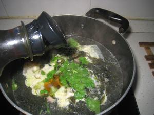 猪肝紫菜蛋花汤的做法 步骤9