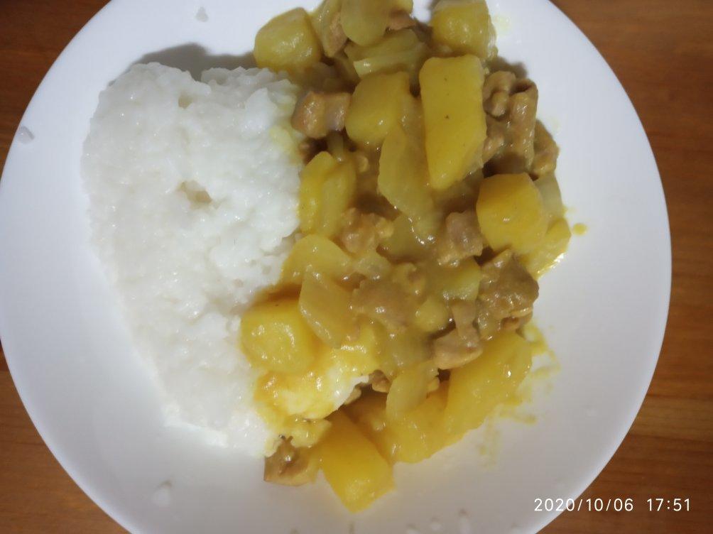 咖喱鸡肉饭
