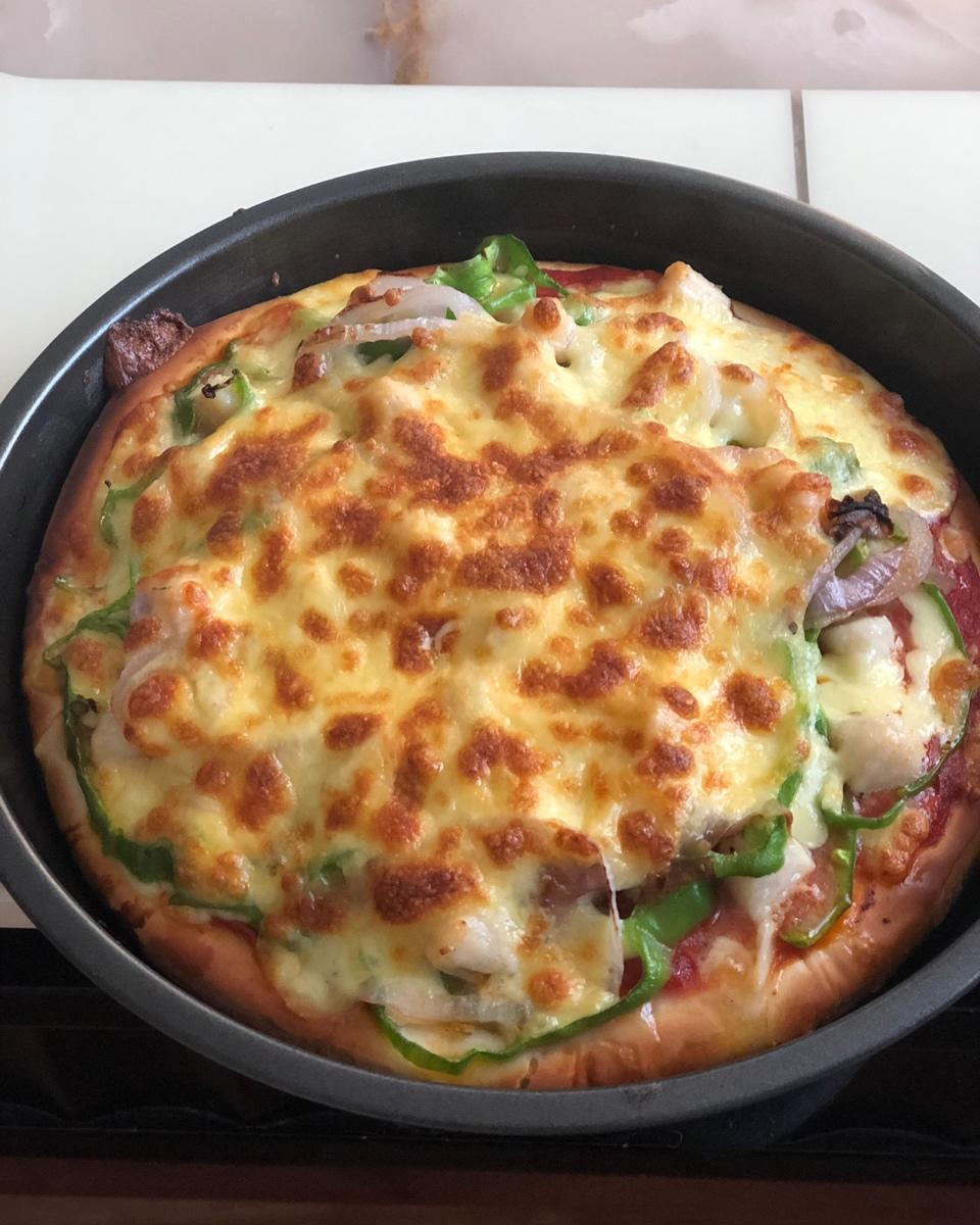 鲜虾🍤培根披萨🍕“内附敲好吃的饼皮做法”