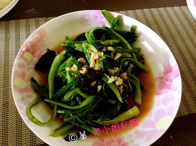 蒜蓉油麦菜