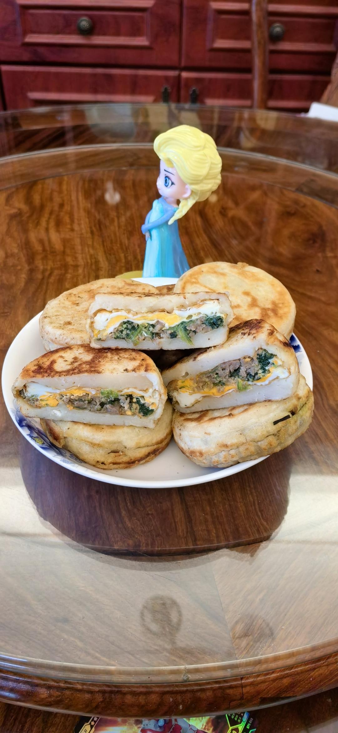 早餐霸王~沉甸甸鸡蛋汉堡