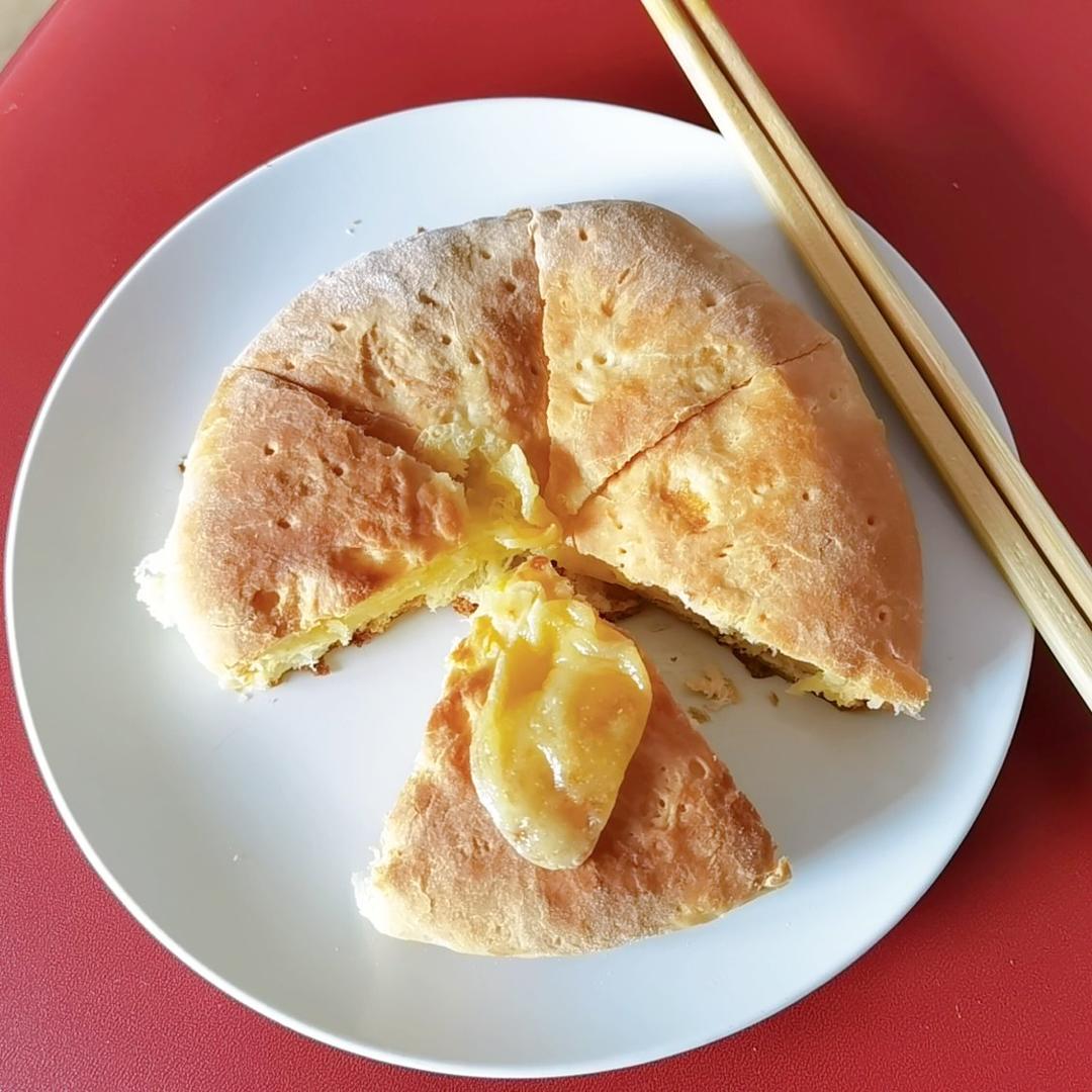 平底锅特色早餐【蒙古奶酪饼】！柔软爆浆会拉丝，超简单！