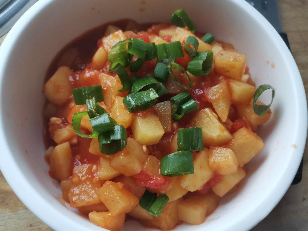 我叫王大拿做的番茄土豆丁