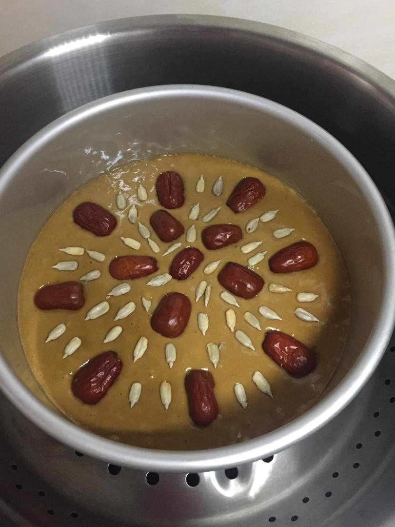 红枣红糖发糕：不塌不缩、组织均匀、手感软绵、口感Q弹