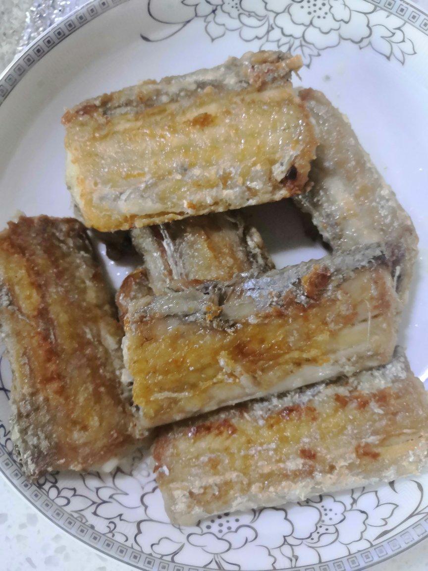 超简单～香煎带鱼