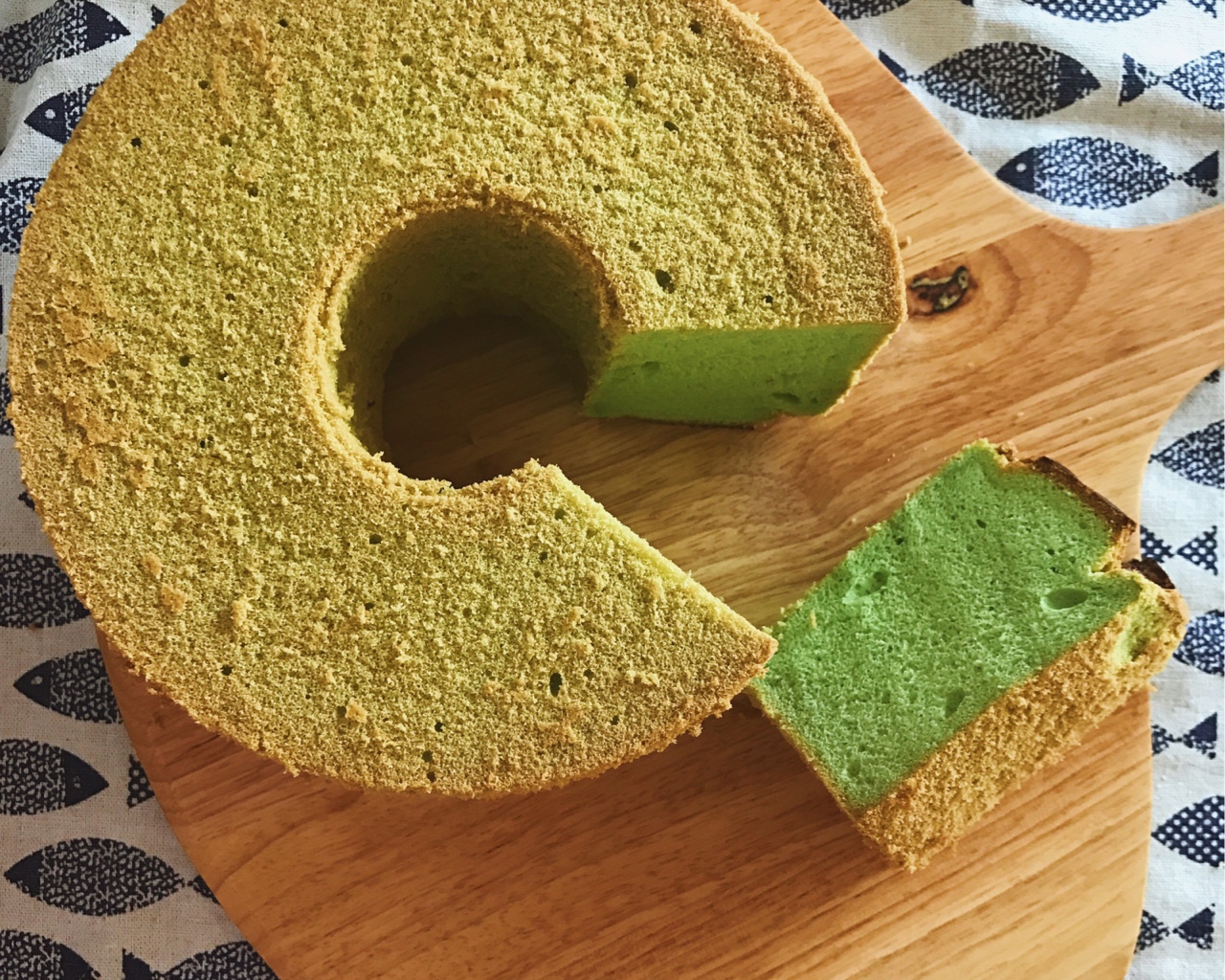 斑兰（香兰）蛋糕/绿蛋糕（新鲜斑兰叶汁的做法 步骤11